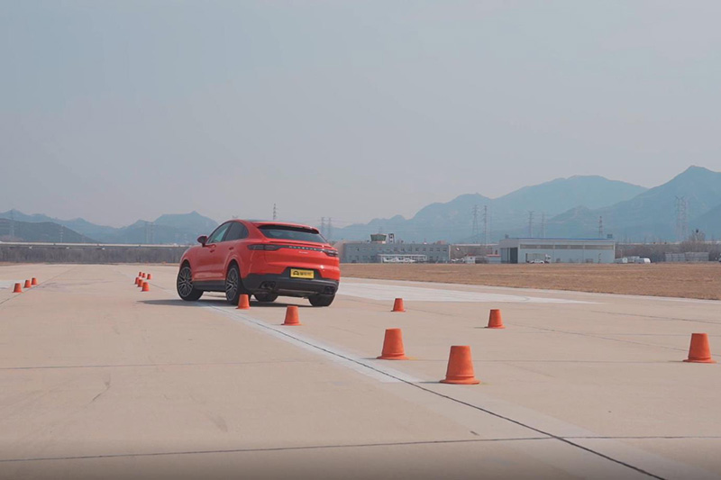 保时捷cayenneturbogt,全新保时捷cayennescoupe试驾