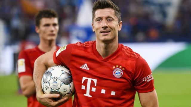 拜仁12比0莱万多夫斯基,莱万多夫斯基离开拜仁原视频