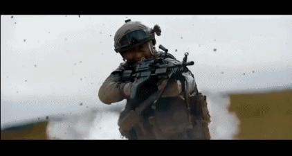 夏平将军亲自改名的红海行动，凭啥逆袭战狼，成为中国军人的代表