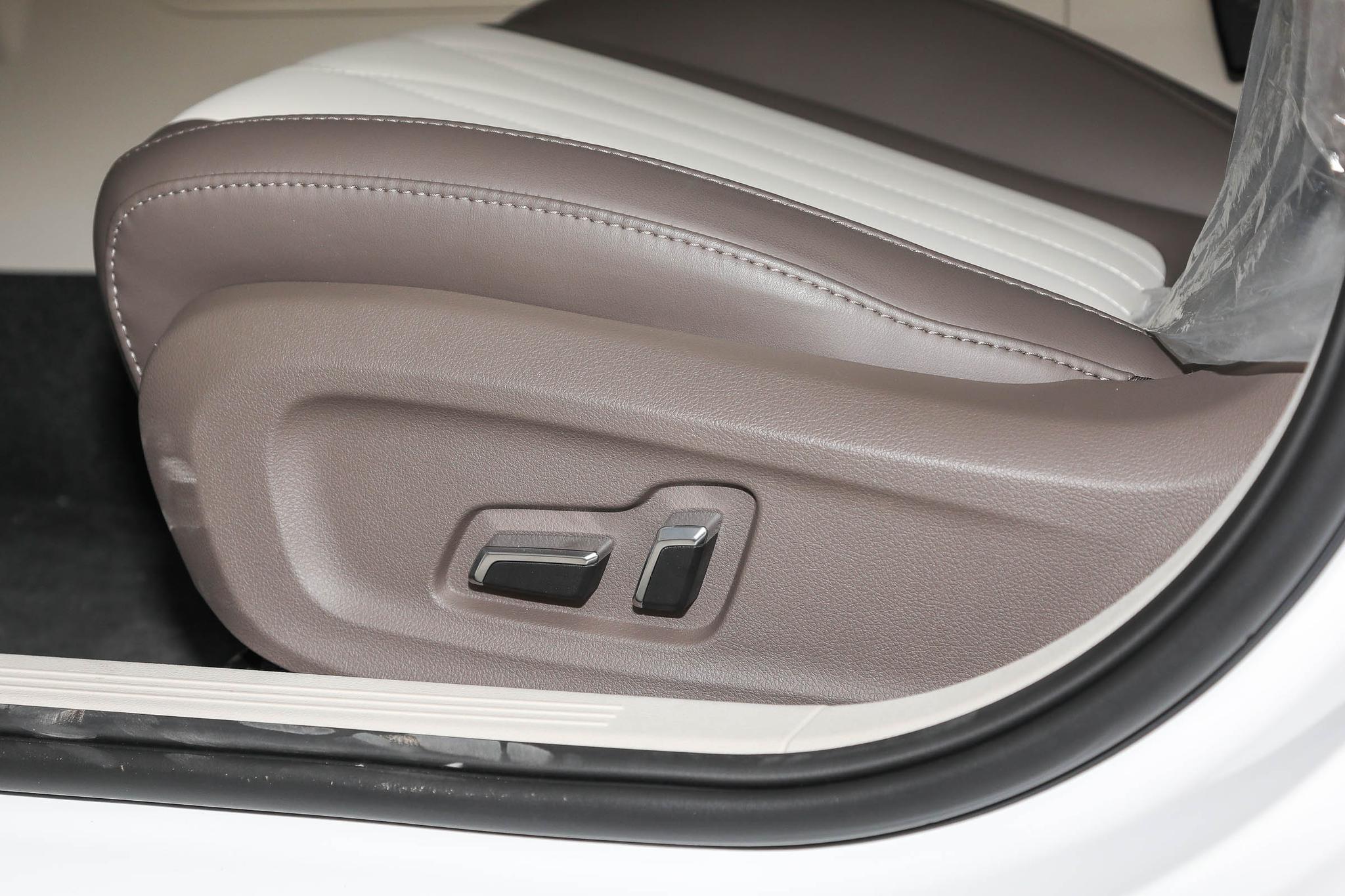 一款车如何俘获人心且看奔腾b70,10款奔腾b70空间怎么样