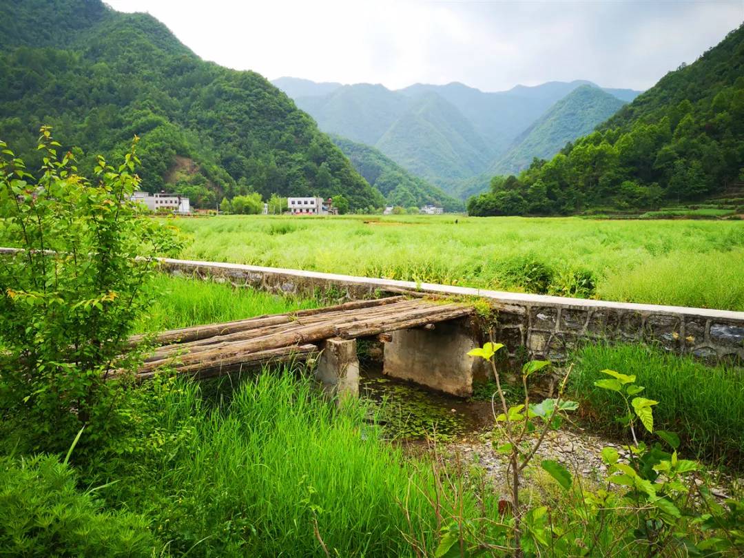 西安香格里拉游玩攻略,西安自驾云南香格里拉