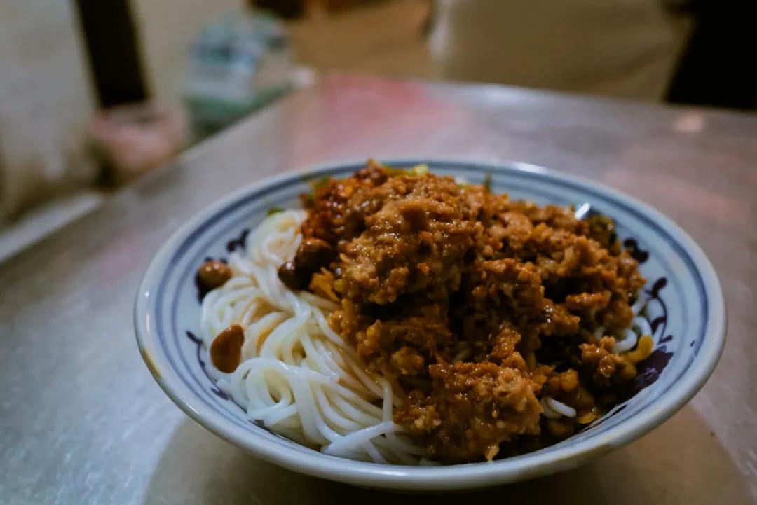 嗦粉人的快乐你体会到了吗美食,嗦粉人的快乐就是这么简单