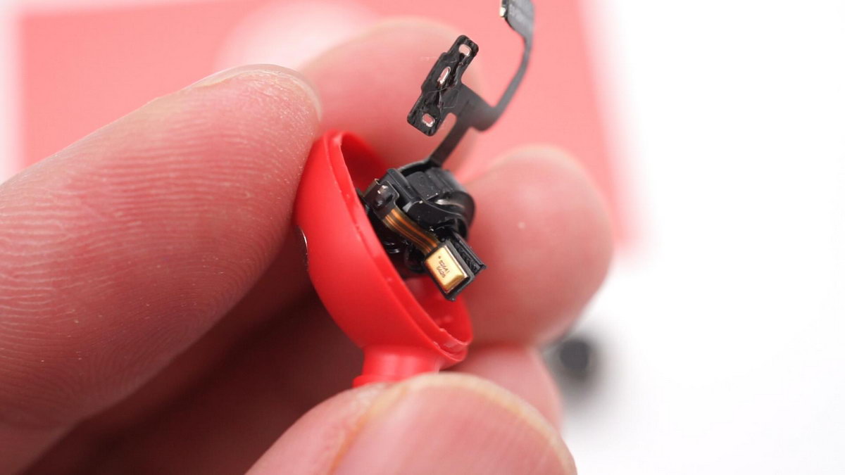 airpodspro和beatsstudiobuds到底谁好,beatsstudiobuds对比airpods第三代