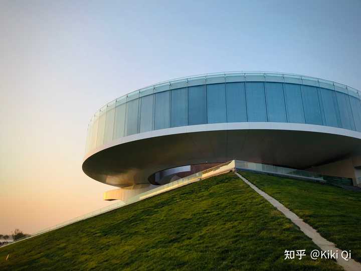 郑州有什么好吃的美食,郑州有什么好玩的地方情侣