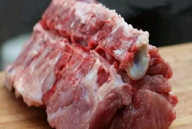 买排骨，大小排、颈排还不懂区分？口感差距很大，老板教你如何选