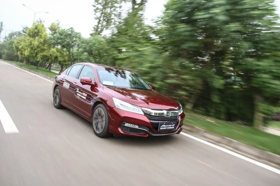 销量最好的混动中型车，为什么是雅阁？