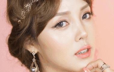 只有胖人才长脂肪粒吗,长了个很凸起的脂肪粒