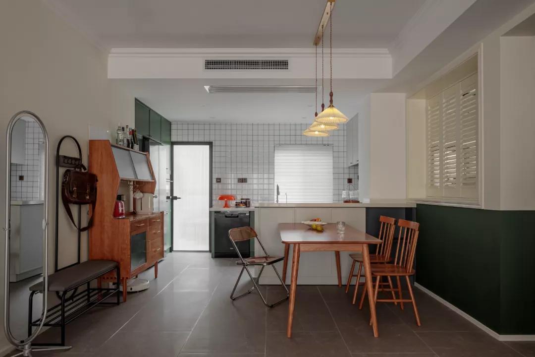 藏不住了!开室内窗,才是拯救90m²老旧二手房的终极大招