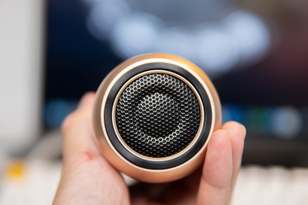 宅家也是K歌之王,唱吧精灵麦克风Q3,你的百万调音师