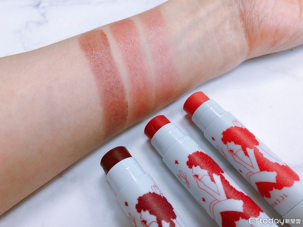 lunasol眼影01号限定,lunasol眼影夏日限定