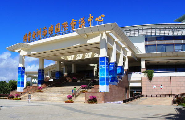 海南旅游海口到三亚自由行,从海口到三亚感受海南的无限魅力