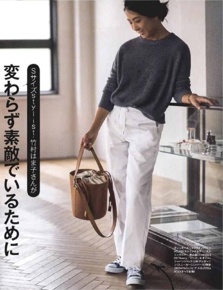 一款必备的百搭白色裤子,又爱又恨的白裤子怎样穿漂亮