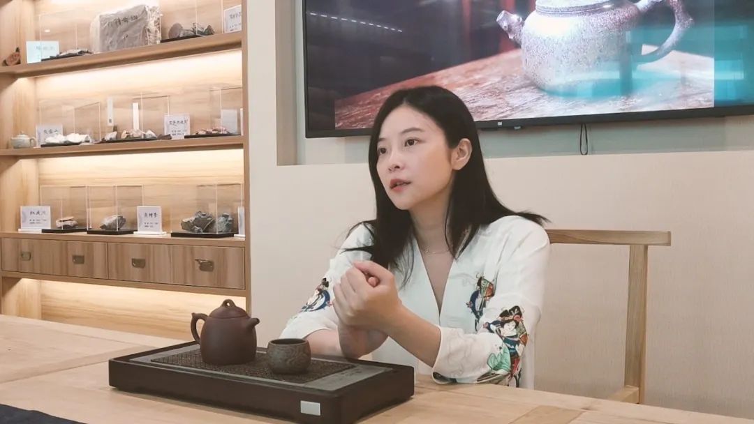 鲁新大紫砂壶贵吗,为什么紫砂壶这么贵啊