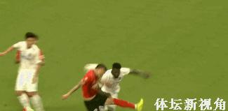 中超争议判罚鲁能,中超争议判罚20分钟