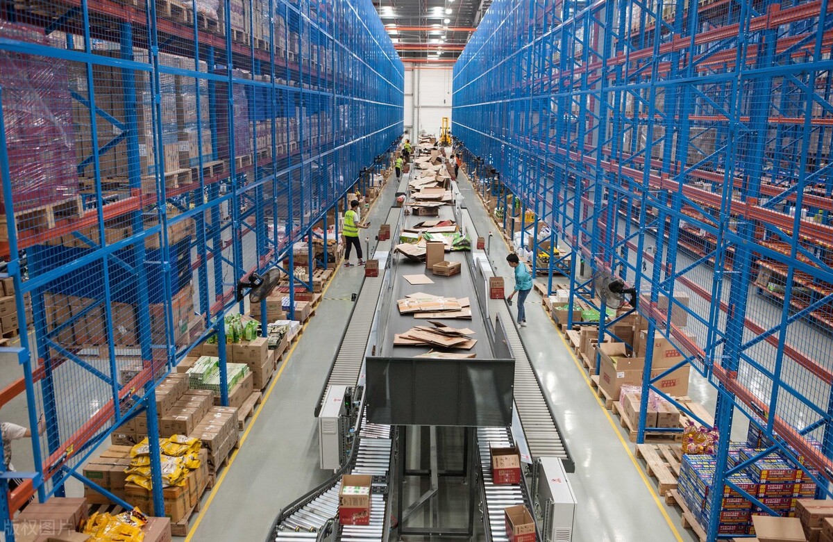 快递超市赚钱吗加盟费用多少,快递超市收快递挣钱吗