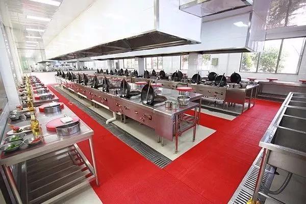 广州新东方烹饪学校学厨师多少钱,新东方烹饪学校有厨师专业吗