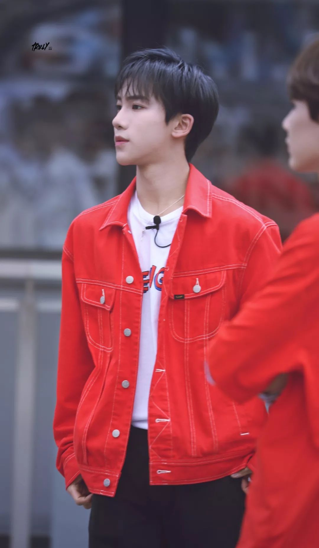 满满回忆杀的礼物,满满的回忆杀背面完整版