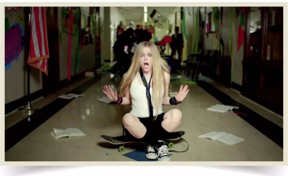 艾薇儿替身梅丽莎现状,为什么说艾薇儿是真实的