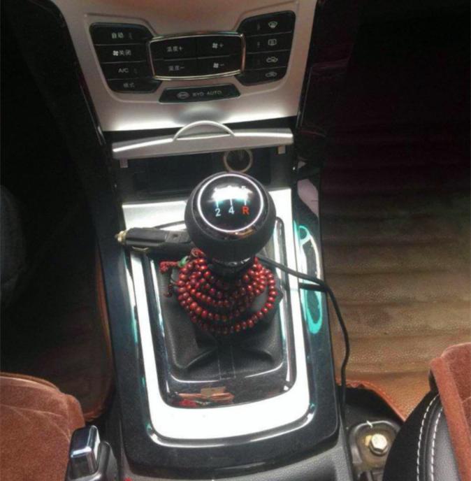 八年的比亚迪速锐值得买吗,比亚迪速锐十万公里用车感受