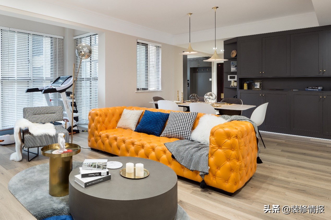 轻奢就是年轻人的奢华感,极致轻奢的独到质感