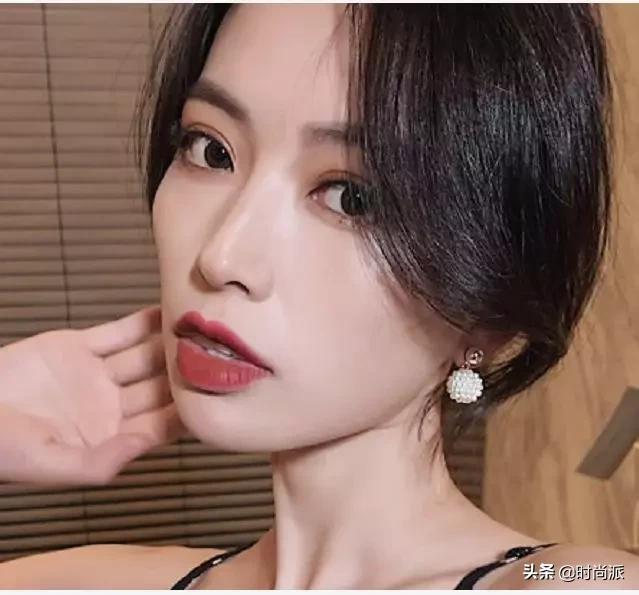 一眼就惊艳的耳环戴上百搭又高级,长脸适合戴的百搭耳环