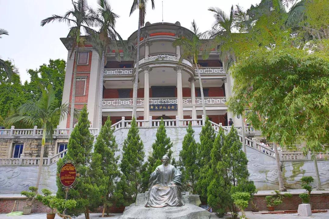 漳州和厦门全面对比,漳州和厦门经济比拼