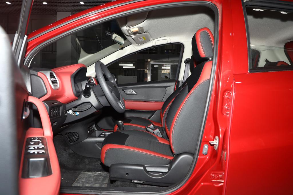 这三款实用小车品质不错,安全性好的微型车