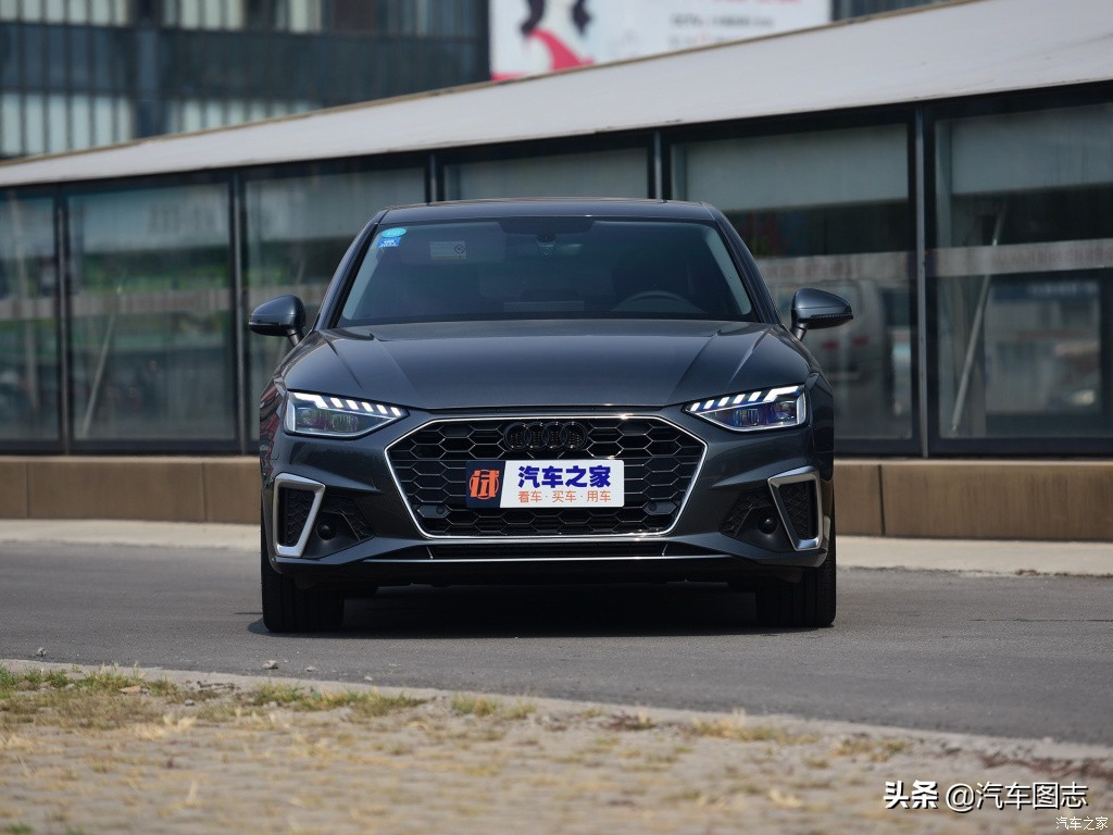 什么年龄开上这三款车才算成功,30岁前开上这4款车你就很成功了