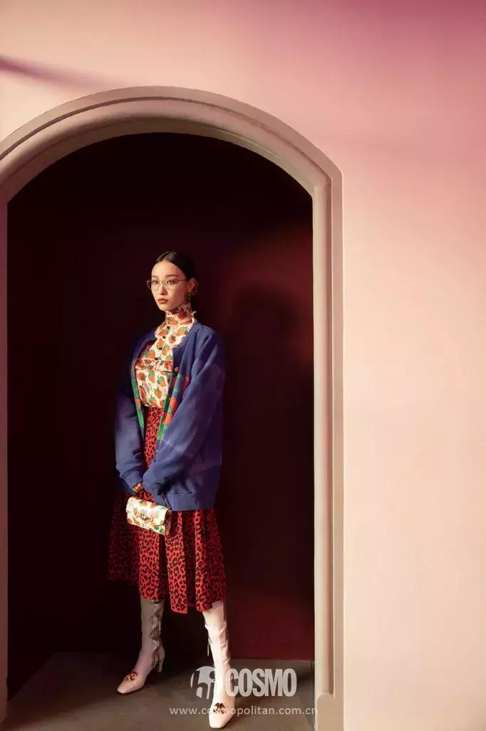 杜鹃吊带裙穿搭,杜鹃轻盈半身裙