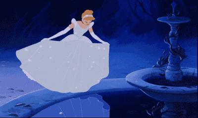 年底欢聚穿什么衣服,年底聚会怎么穿简单大方