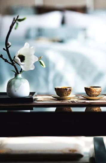 寄情于山水之间的唯美古诗词,寄情山水悠闲自得的诗词