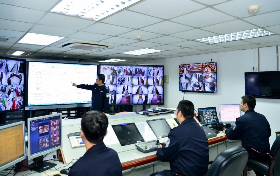 我在法院当法警,在基层法院当个法警