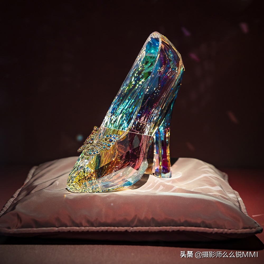 施华洛世奇人造水晶为什么那么贵,施华洛世奇水晶是天然水晶