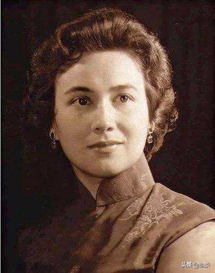 何鸿燊从穷小子变成百万富翁,何鸿燊90年代有多少身价