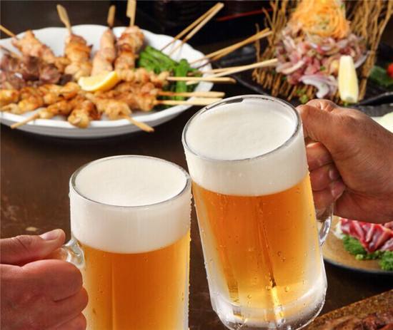 啤酒夜市用什么样的啤酒,冰凉啤酒的正确喝法