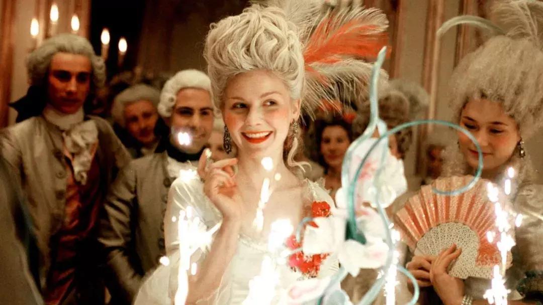 杨幂和刘雯同款口红,杨幂刘雯的口红色号是多少