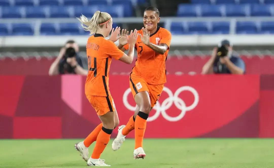 心态崩了晋级赛五连跪,中国女足贾全秀最新消息