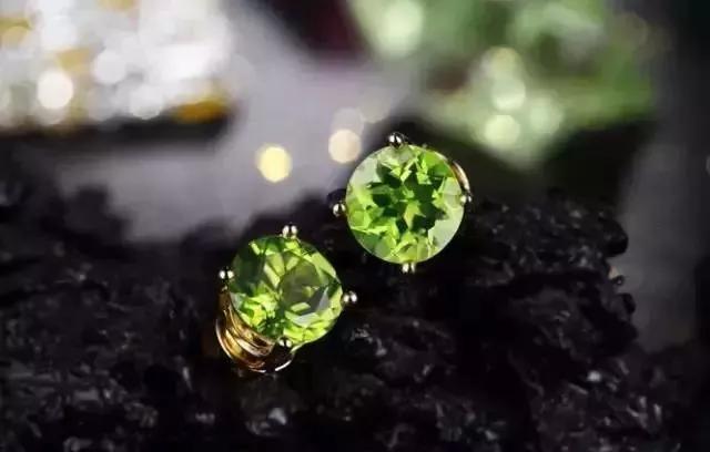 玩玉的人必备的东西,玩玉之人最深度解析