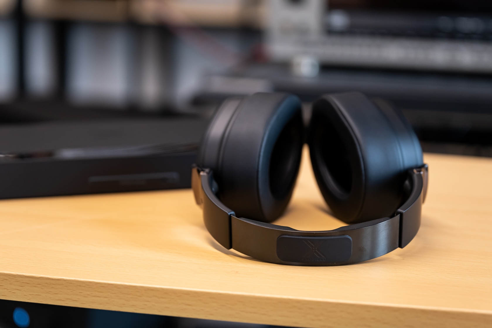 有了全景声耳机，还要不要家庭影院？JVCXP-EXT1无线影院试用