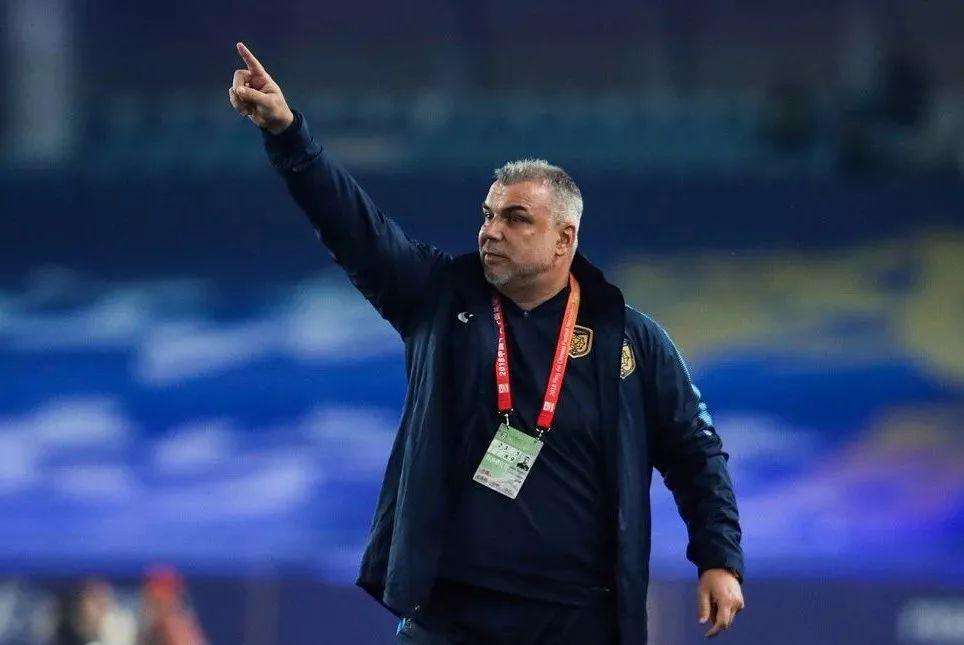 奥拉罗尤江苏德比,名帅奥拉罗尤2024年最新动态