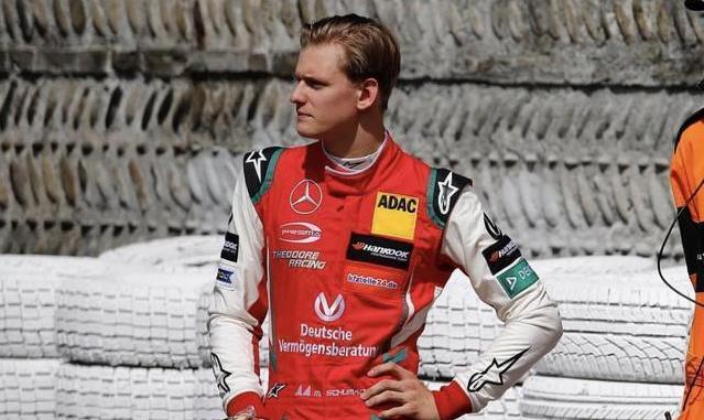 车王舒马赫健康状况,昏迷6年的车王舒马赫终于苏醒