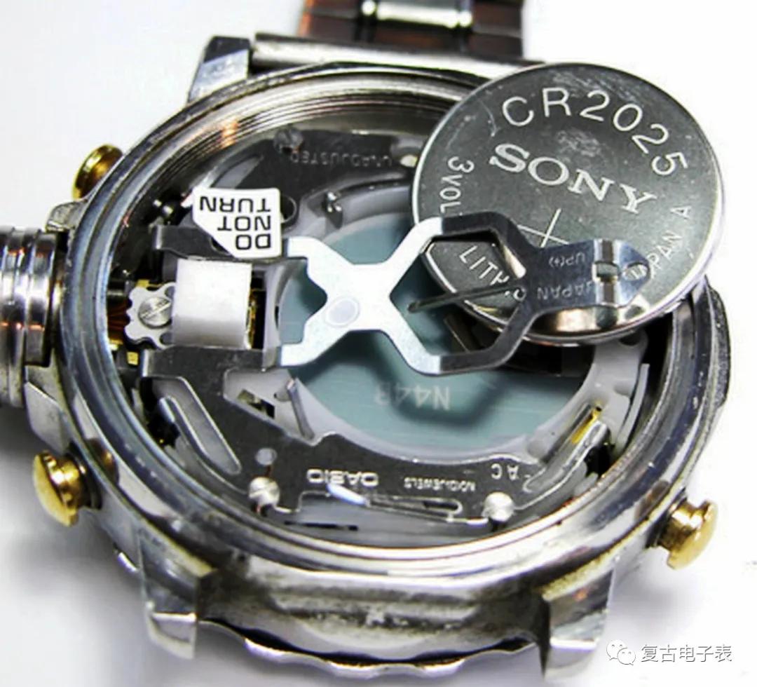 搭载多重边框计算方式的双重感应器CASIOalt7000