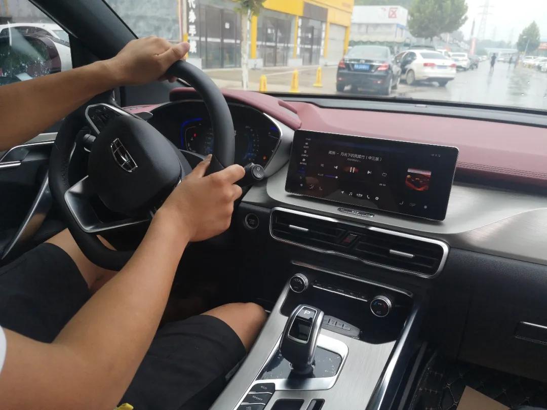 二手吉利缤越和昂克赛拉哪个好,吉利缤越和领克02怎么选