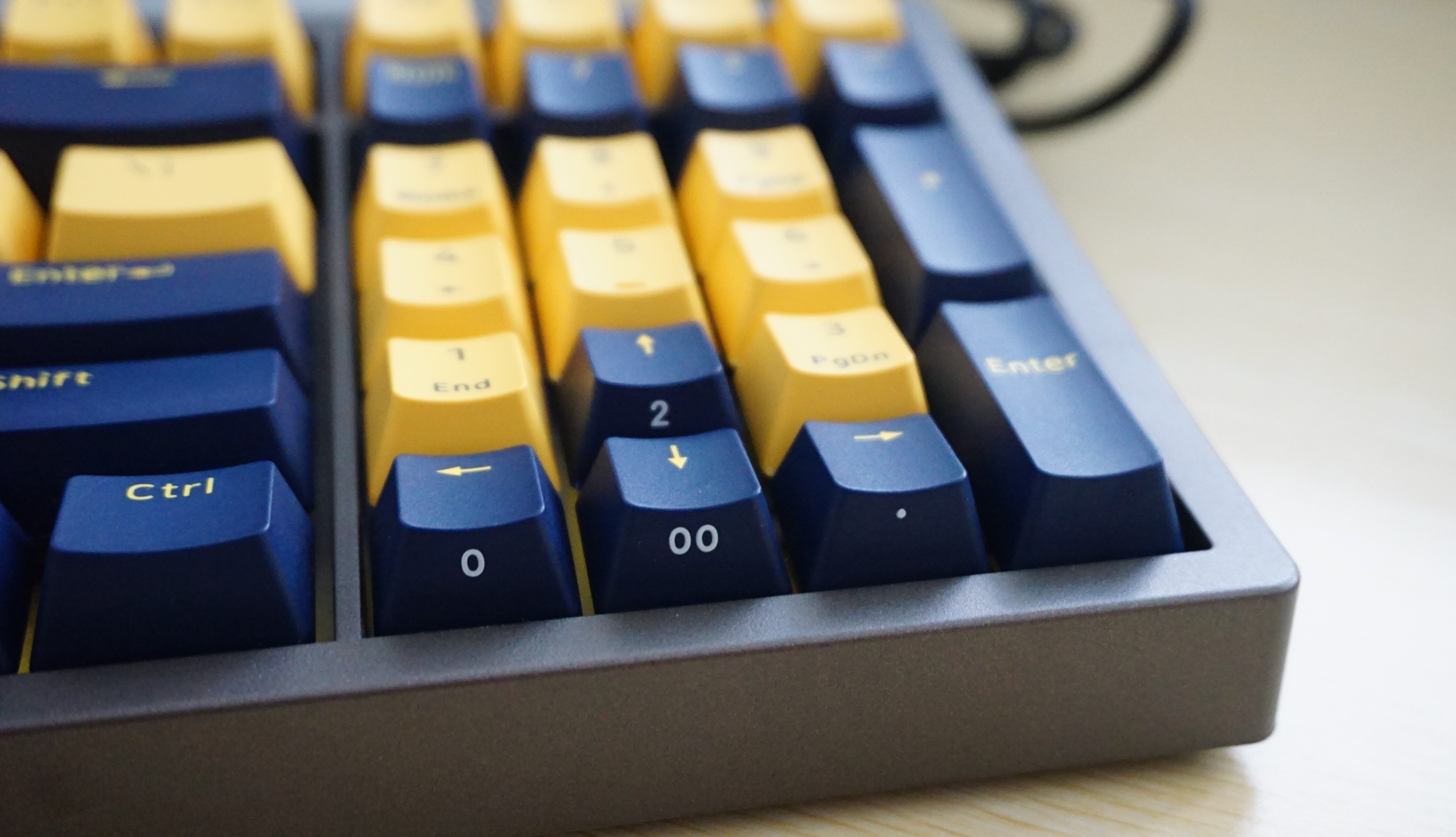 rgb机械键盘108键位推荐,firstbloodb16茶轴键盘测评