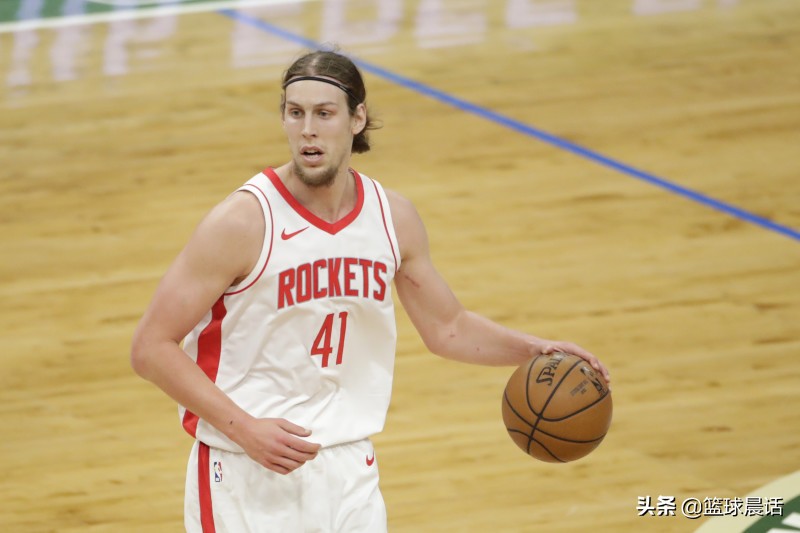 nba2024自由球员市场,自由球员市场开启和关闭时间