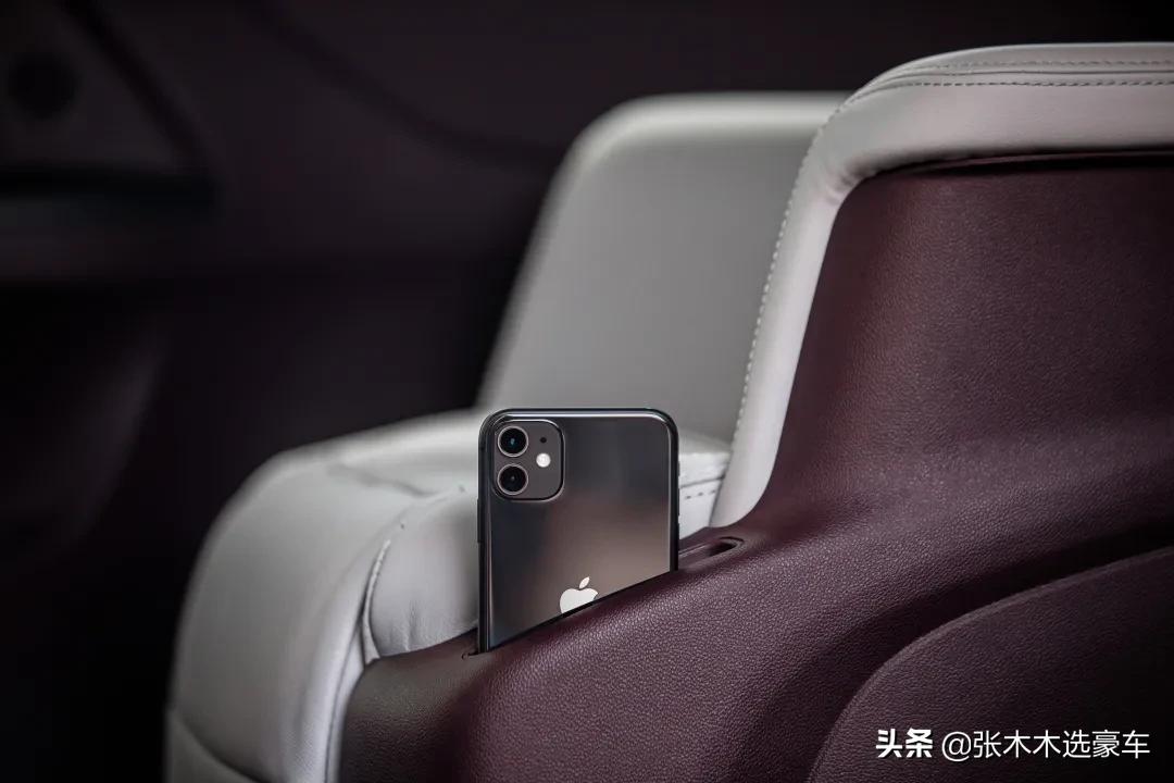 开别克gl8商务车四座版的视频,别克gl8商务车公路舱试驾完整版