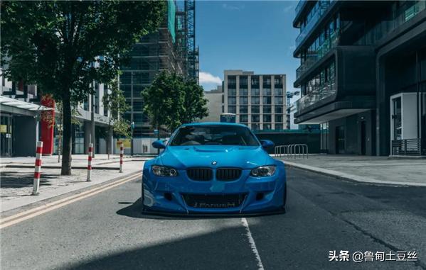 「毂锐驰」一台融入了JDM元素的宝马E93335i