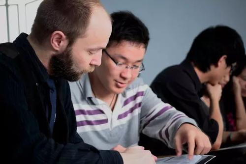 上海学历提升哪个机构比较靠谱,成人教育学历提升机构排名前十