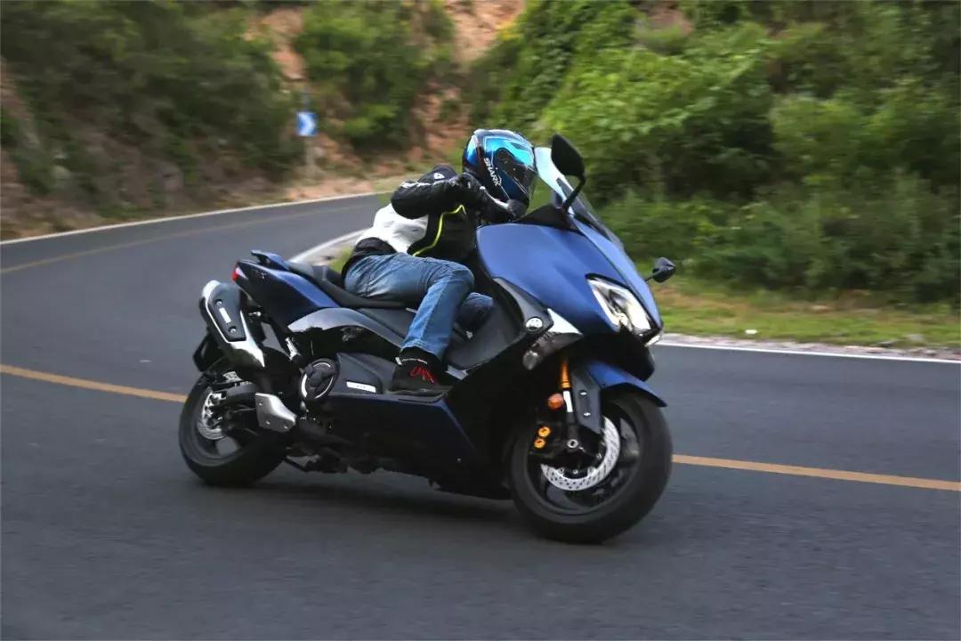 雅马哈踏板车AEROSPORTS,雅马哈踏板tmaxdx多少钱