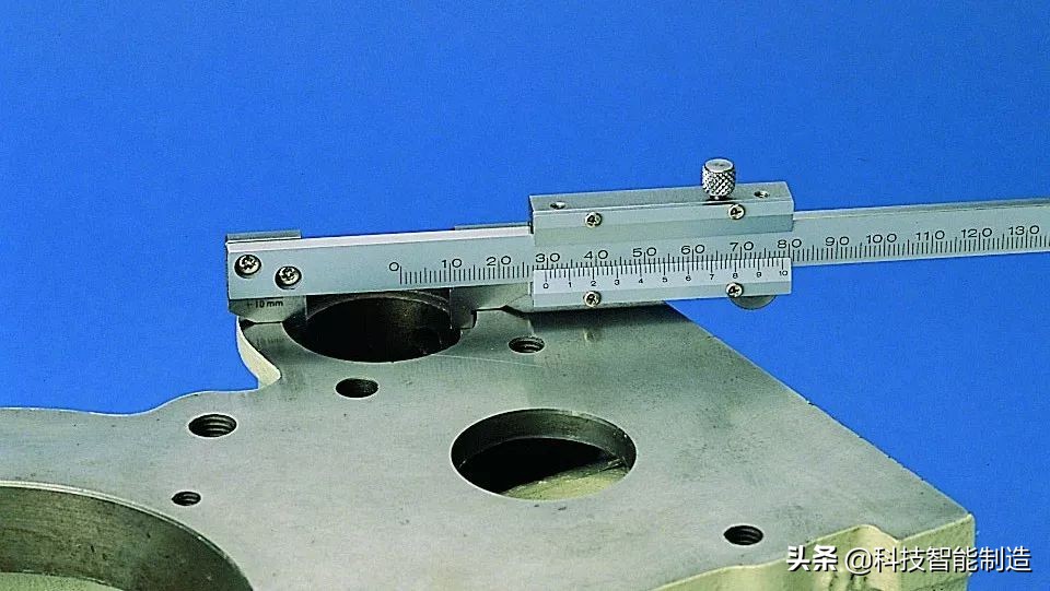 用卡尺测量实物尺寸技巧,大号千分尺的测量方法